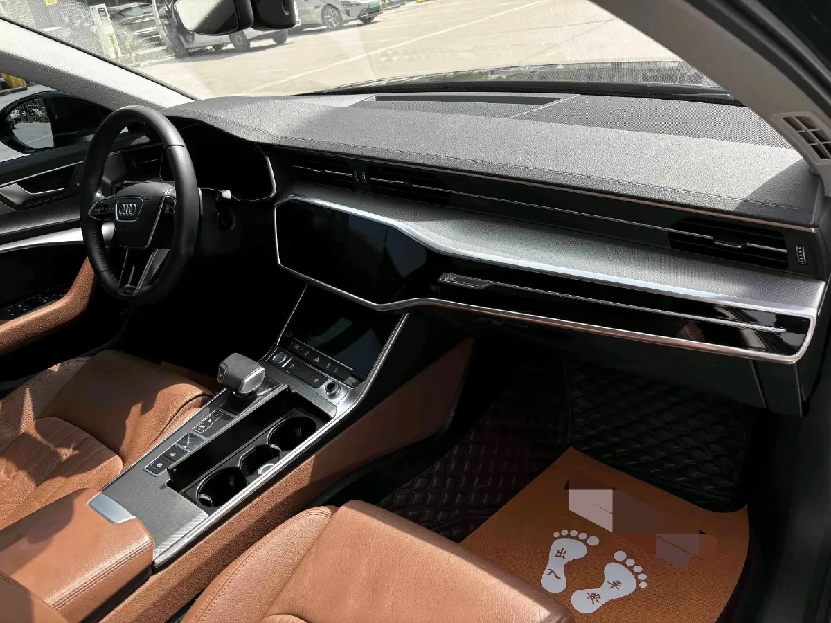 2020 Audi A6L 2.0T 224HP L4 7DCT,autocango,china used car exporter,china ev exporter,chinese used car exporter,chinese used ev exporter