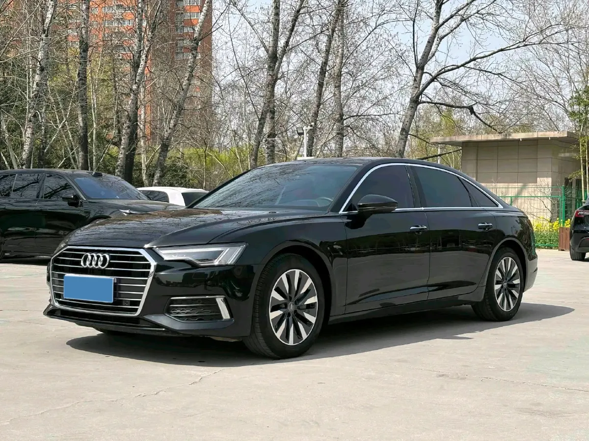 2020 Audi A6L 2.0T 224HP L4 7DCT,autocango,china used car exporter,china ev exporter,chinese used car exporter,chinese used ev exporter