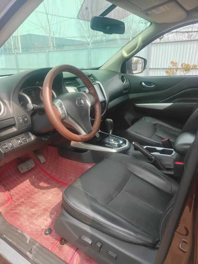 2021 Nissan Navara 2.5L 190HP L4 7AT,autocango,china used car exporter,china ev exporter,chinese used car exporter,chinese used ev exporter