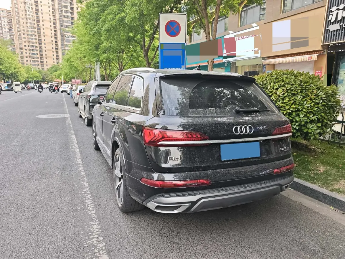 2021 Audi Q7 3.0T 340HP V6 8AT,autocango,china used car exporter,china ev exporter,chinese used car exporter,chinese used ev exporter