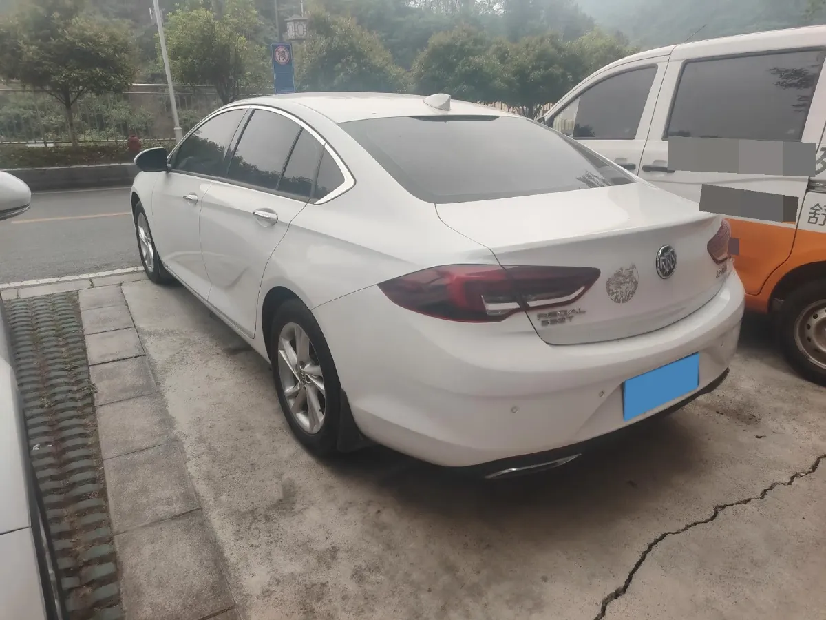2020 Buick Regal 1.5T 169HP L4 9AT,autocango,china used car exporter,china ev exporter,chinese used car exporter,chinese used ev exporter