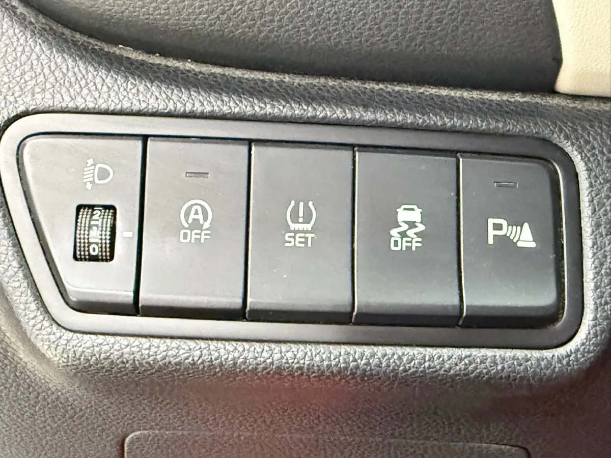 2023 Kia Seltos 1.5L 115HP L4 CVT,autocango,china used car exporter,china ev exporter,chinese used car exporter,chinese used ev exporter