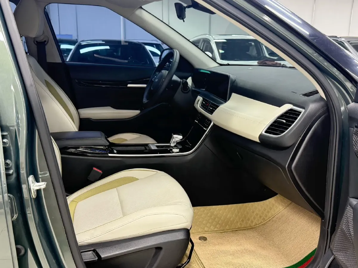 2023 Kia Seltos 1.5L 115HP L4 CVT,autocango,china used car exporter,china ev exporter,chinese used car exporter,chinese used ev exporter