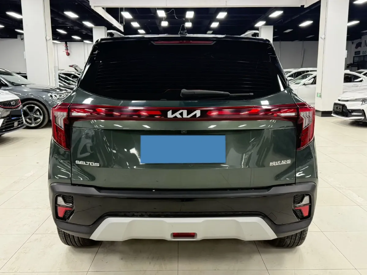 2023 Kia Seltos 1.5L 115HP L4 CVT,autocango,china used car exporter,china ev exporter,chinese used car exporter,chinese used ev exporter
