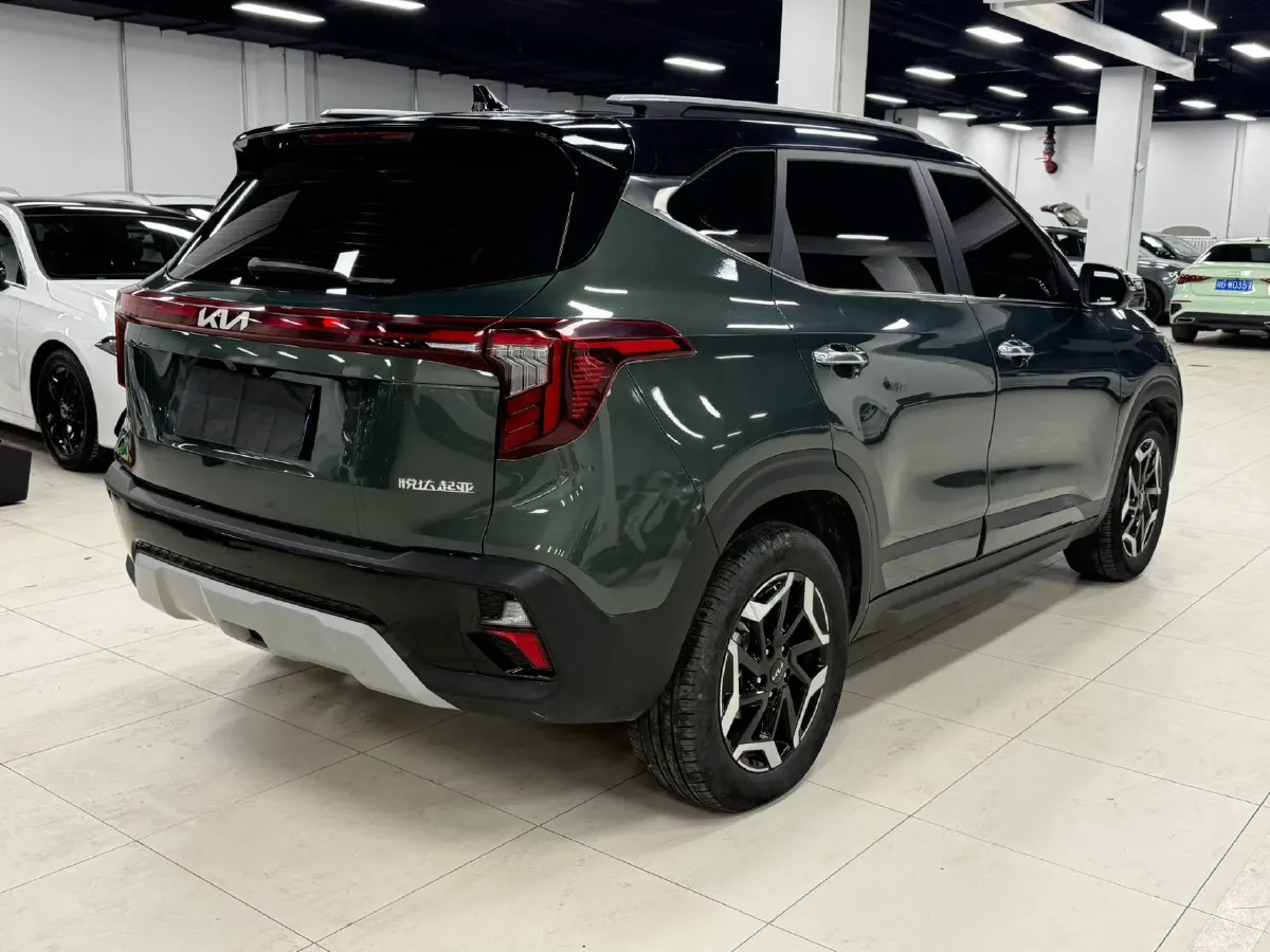 2023 Kia Seltos 1.5L 115HP L4 CVT,autocango,china used car exporter,china ev exporter,chinese used car exporter,chinese used ev exporter