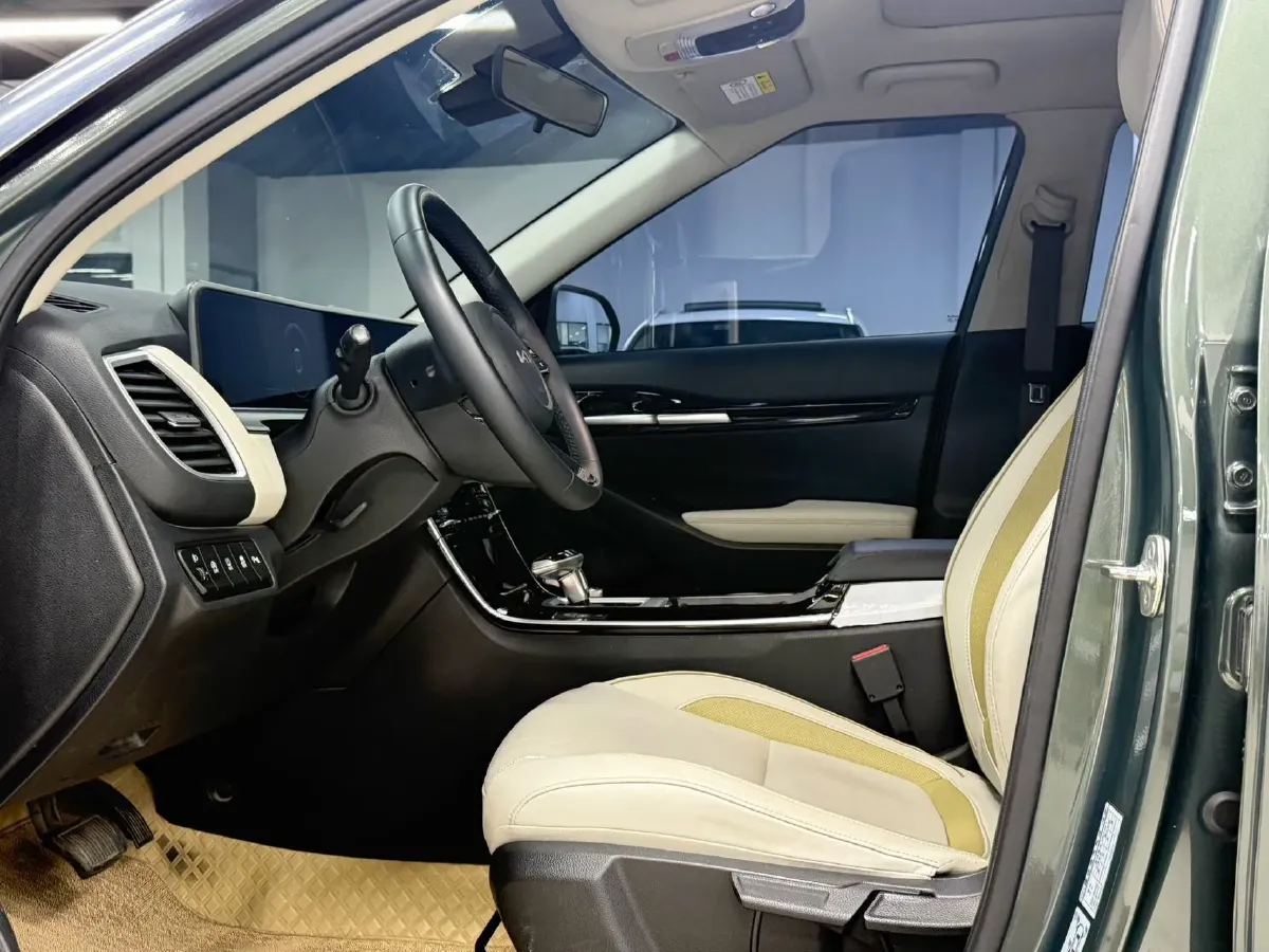 2023 Kia Seltos 1.5L 115HP L4 CVT,autocango,china used car exporter,china ev exporter,chinese used car exporter,chinese used ev exporter