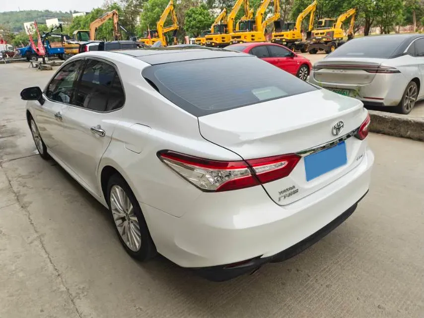 2018 Toyota Camry 2.5L 209HP L4 8AT,autocango,china used car exporter,china ev exporter,chinese used car exporter,chinese used ev exporter