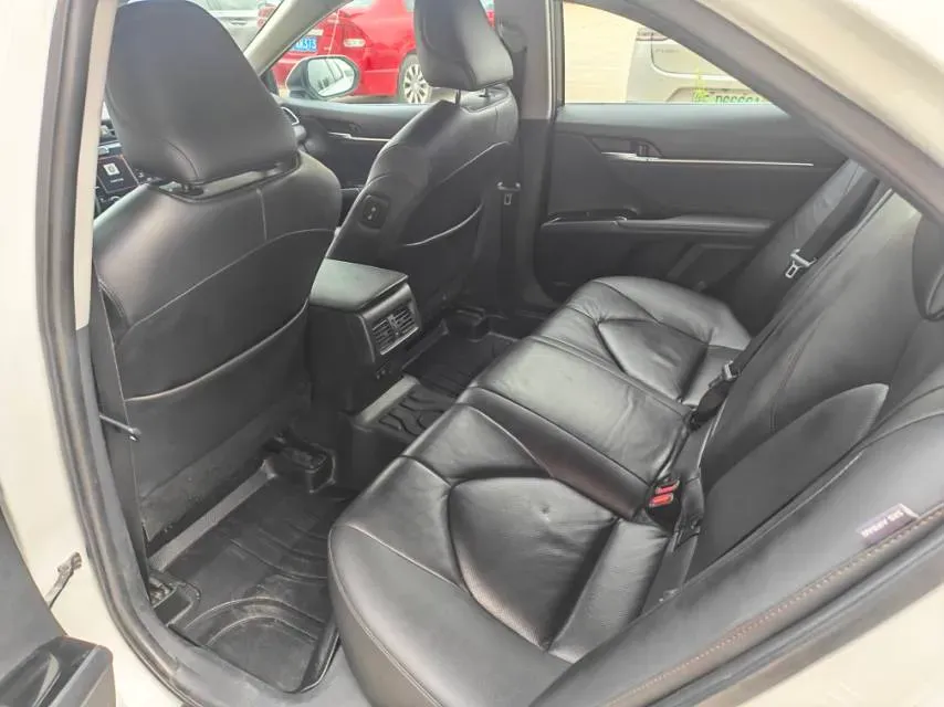 2018 Toyota Camry 2.5L 209HP L4 8AT,autocango,china used car exporter,china ev exporter,chinese used car exporter,chinese used ev exporter