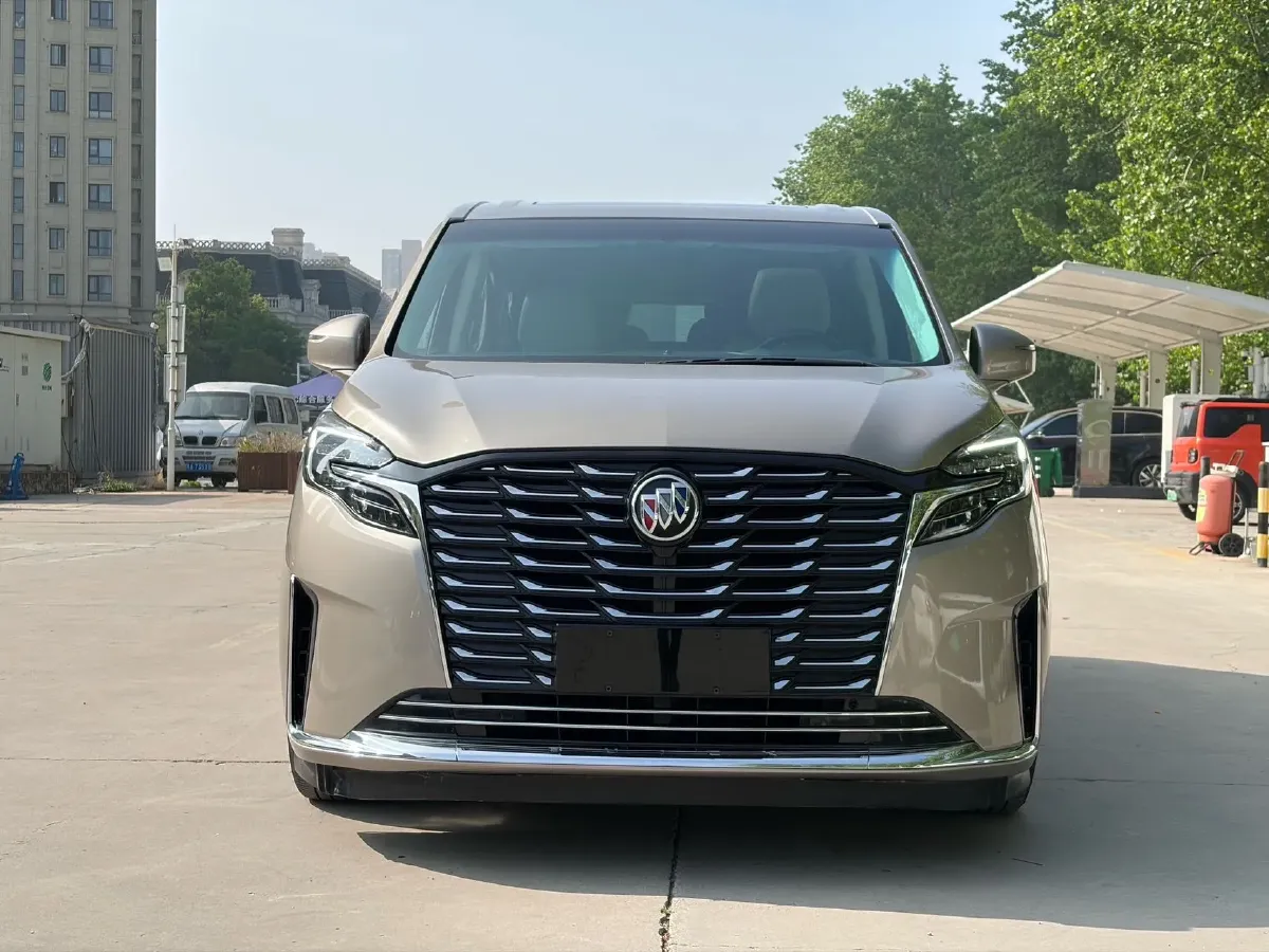 2023 Buick GL8 2.0T 237HP L4 9AT,autocango,china used car exporter,china ev exporter,chinese used car exporter,chinese used ev exporter