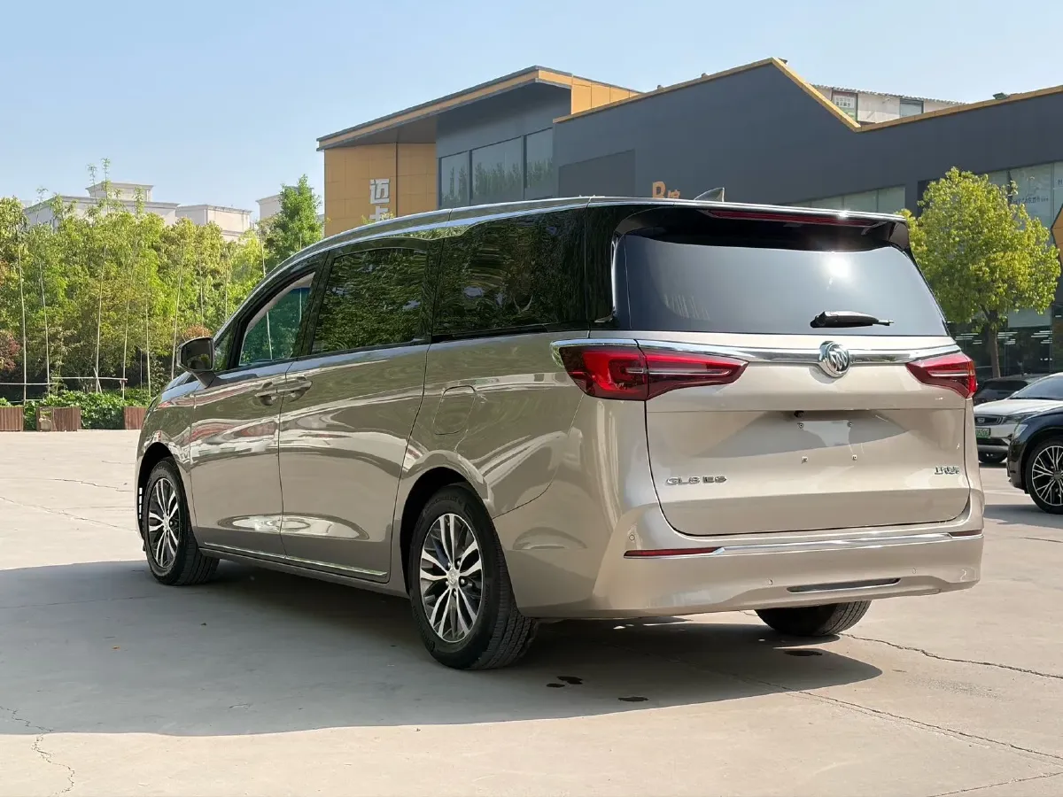 2023 Buick GL8 2.0T 237HP L4 9AT,autocango,china used car exporter,china ev exporter,chinese used car exporter,chinese used ev exporter