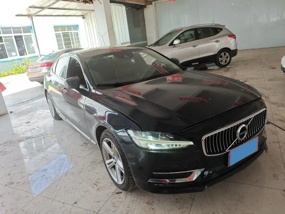 2019 Infiniti Q70 2.0T 211HP L4 7AT,autocango,china used car exporter,china ev exporter,chinese used car exporter,chinese used ev exporter