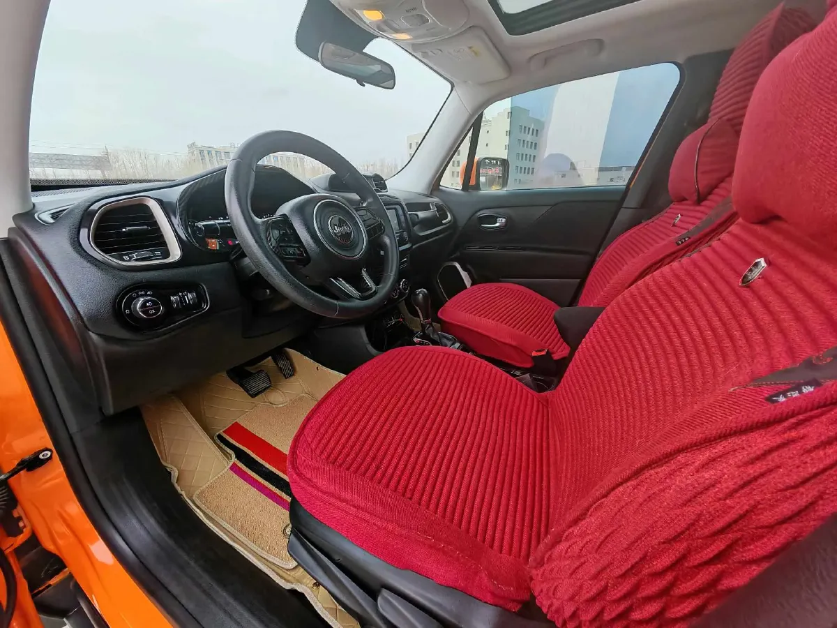 2017 Jeep Renegade 1.4T 150HP L4 7DCT,autocango,china used car exporter,china ev exporter,chinese used car exporter,chinese used ev exporter