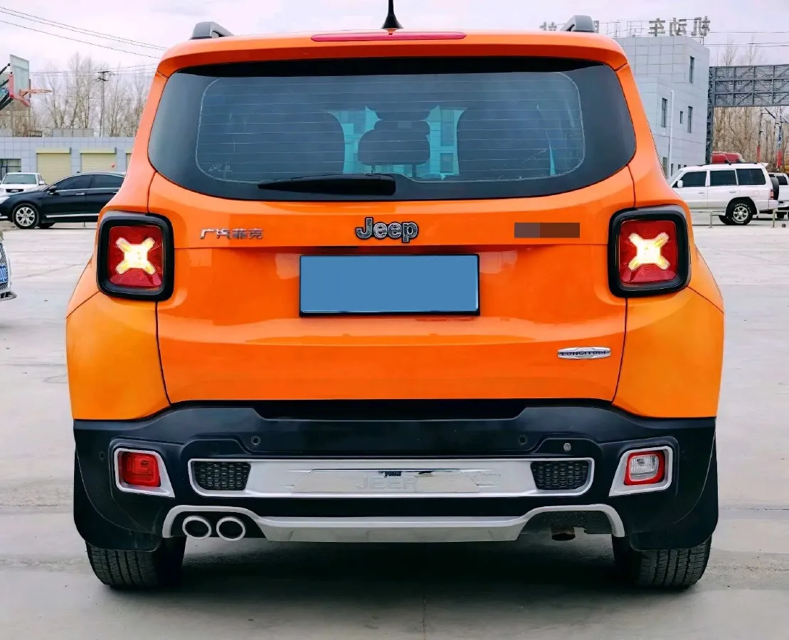 2017 Jeep Renegade 1.4T 150HP L4 7DCT,autocango,china used car exporter,china ev exporter,chinese used car exporter,chinese used ev exporter