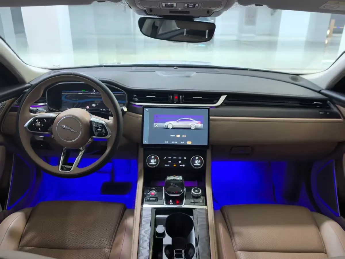 2024 Jaguar XFL 2.0T 250HP L4 8AT,autocango,china used car exporter,china ev exporter,chinese used car exporter,chinese used ev exporter