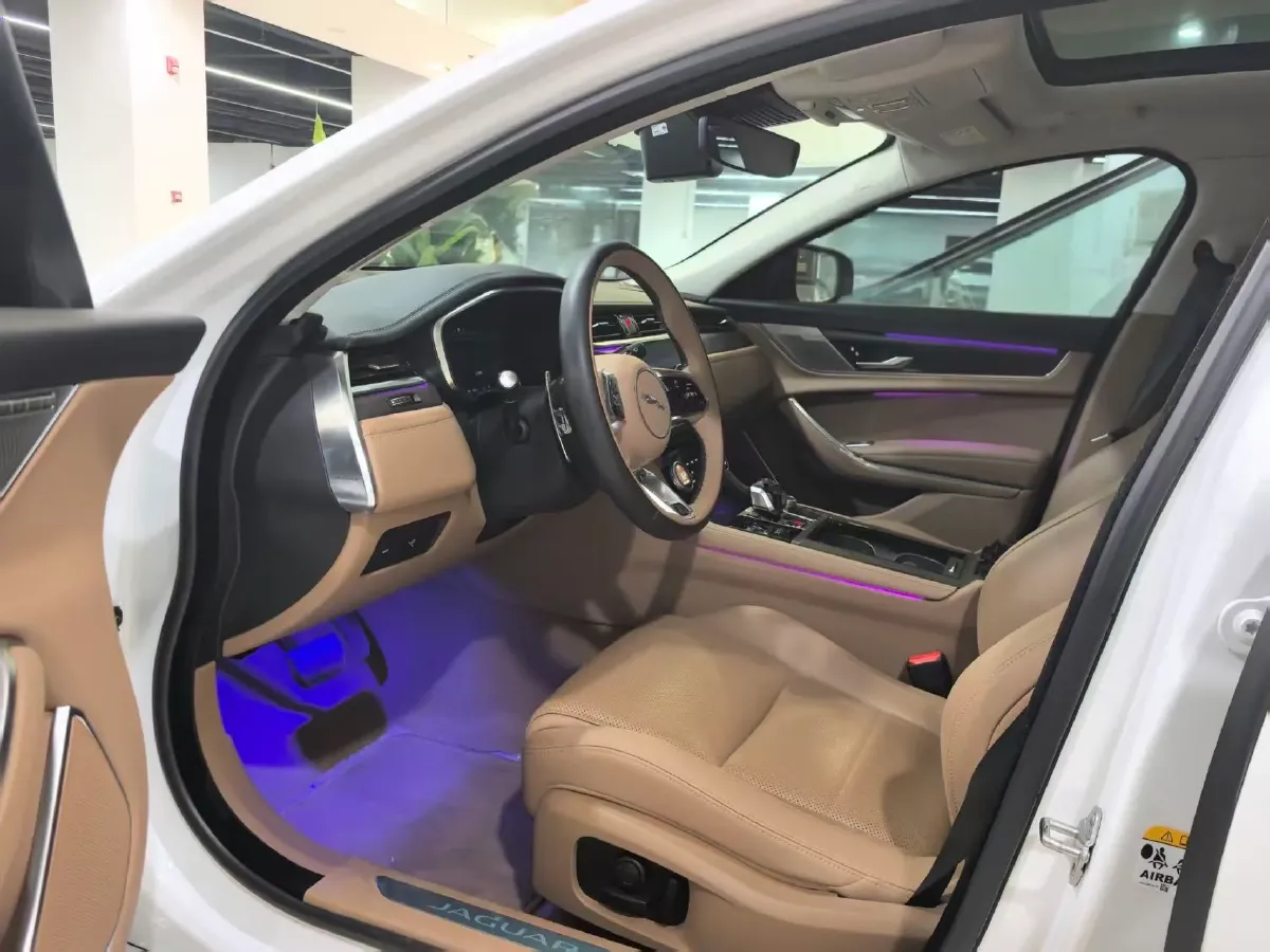 2024 Jaguar XFL 2.0T 250HP L4 8AT,autocango,china used car exporter,china ev exporter,chinese used car exporter,chinese used ev exporter