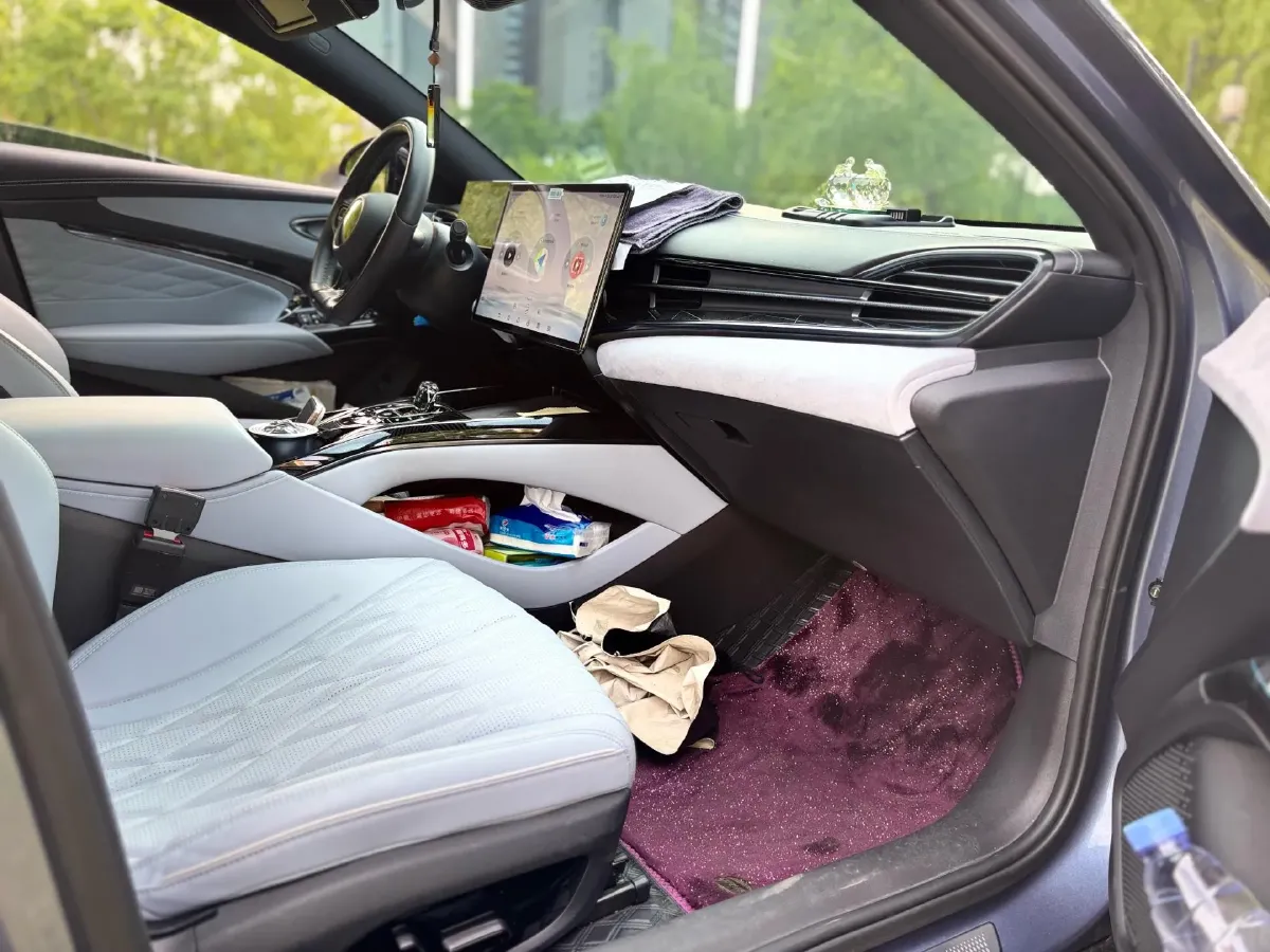 2022 MAXUS DaJia 5 BEV 70KWH,autocango,china used car exporter,china ev exporter,chinese used car exporter,chinese used ev exporter