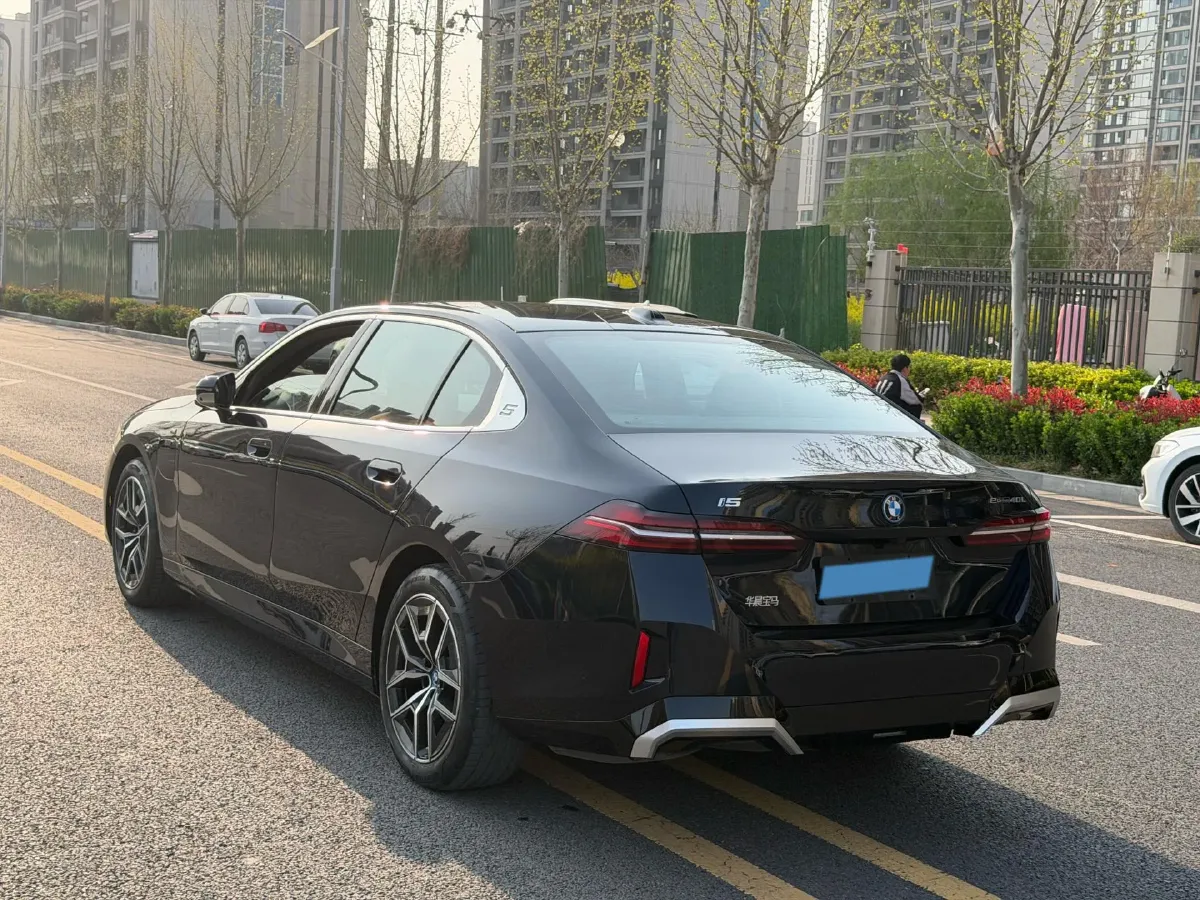 2025 BMW i5 BEV 96.96KWH,autocango,china used car exporter,china ev exporter,chinese used car exporter,chinese used ev exporter