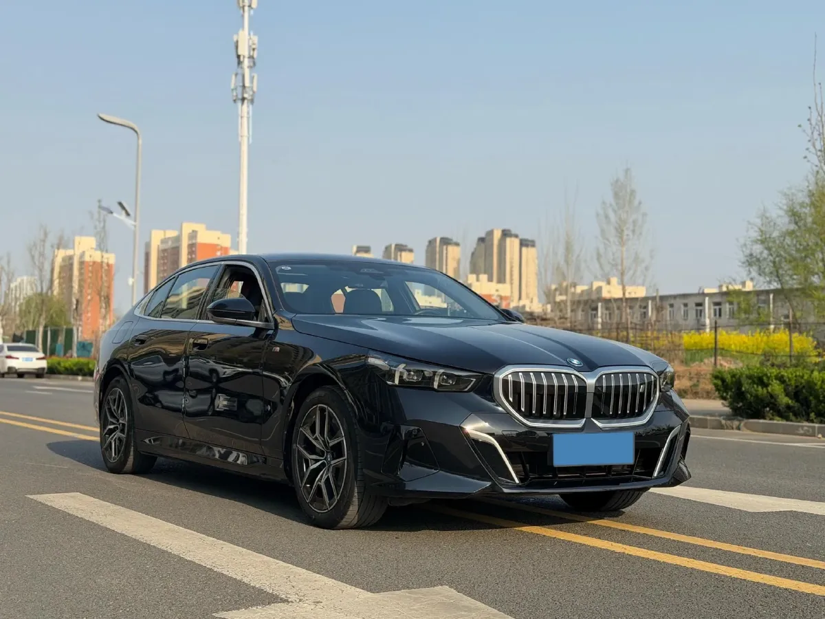 2025 BMW i5 BEV 96.96KWH,autocango,china used car exporter,china ev exporter,chinese used car exporter,chinese used ev exporter