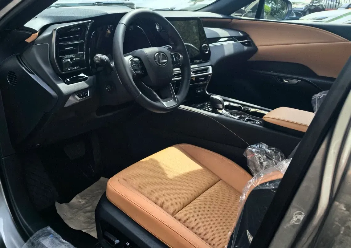2026 Lexus RX 2.0T 248HP L4 8AT,autocango,china used car exporter,china ev exporter,chinese used car exporter,chinese used ev exporter