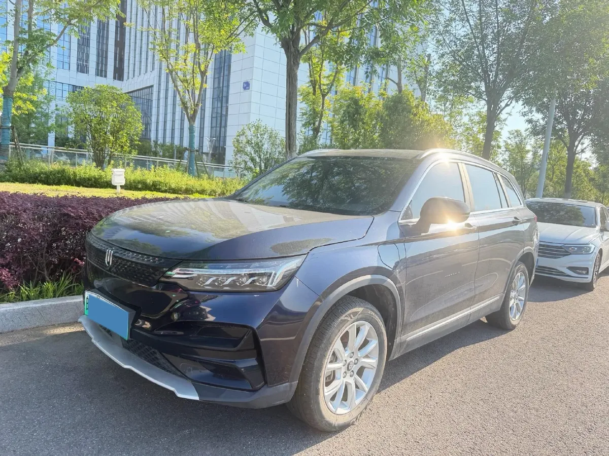 2022 Skyworth HT-i 1.5L 110HP L4 E-CVT PHEV 32.76KWH,autocango,china used car exporter,china ev exporter,chinese used car exporter,chinese used ev exporter