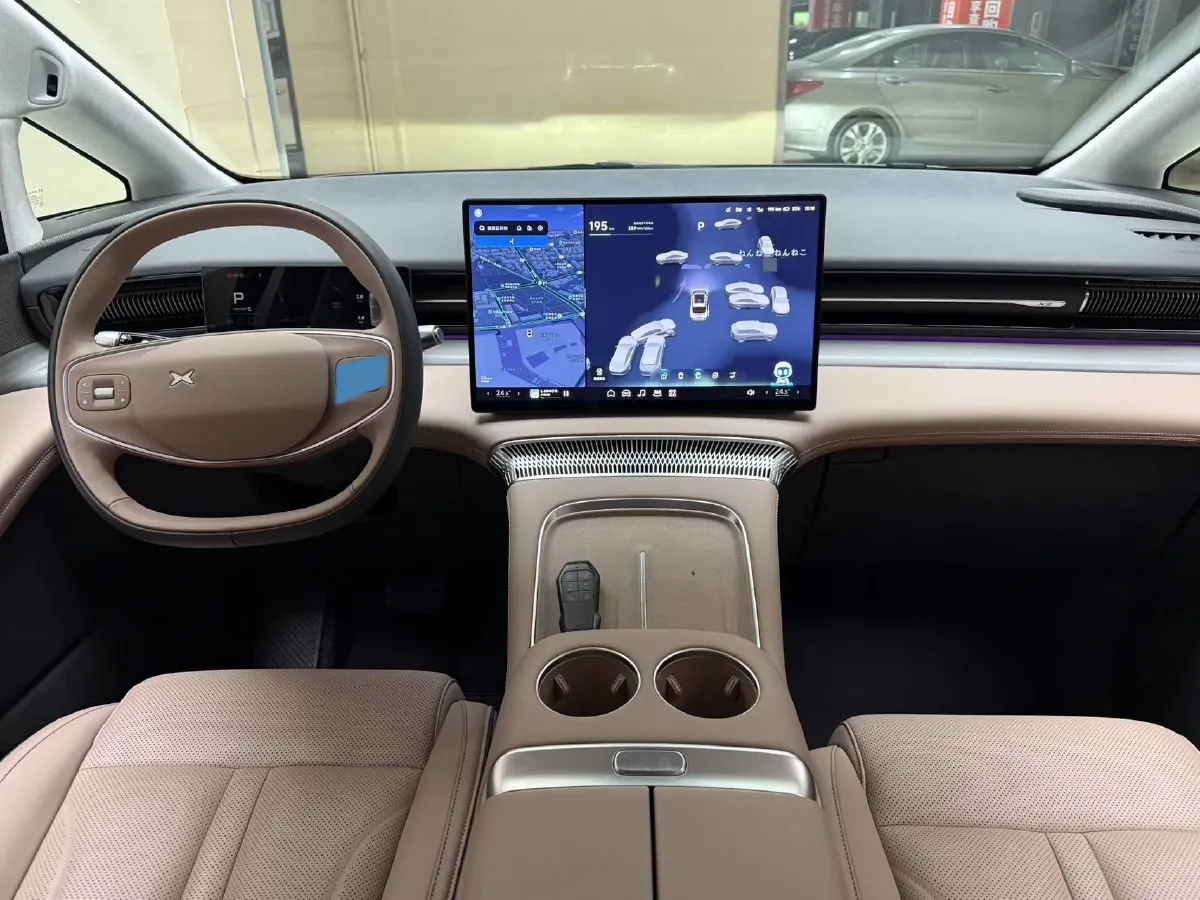 2025 Xpeng X9 BEV,autocango,china used car exporter,china ev exporter,chinese used car exporter,chinese used ev exporter