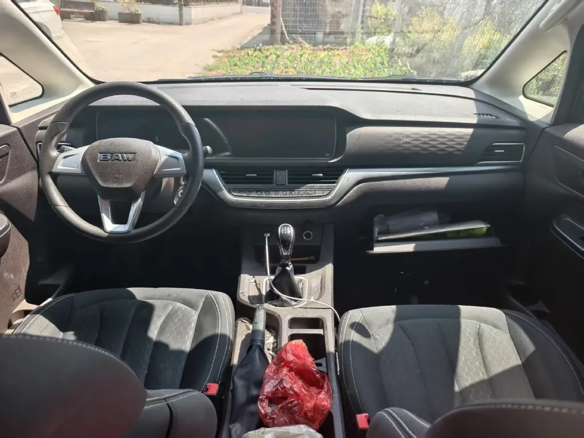 2023 BAW RuiSheng Trump M7 1.6L 124HP L4 5MT,autocango,china used car exporter,china ev exporter,chinese used car exporter,chinese used ev exporter