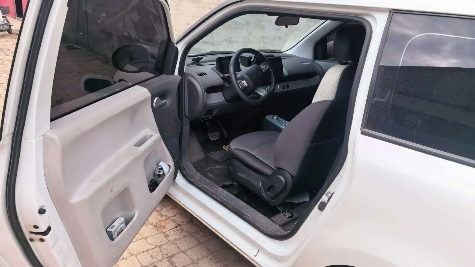 2025 LingBox BOX BEV 19.2KWH,autocango,china used car exporter,china ev exporter,chinese used car exporter,chinese used ev exporter