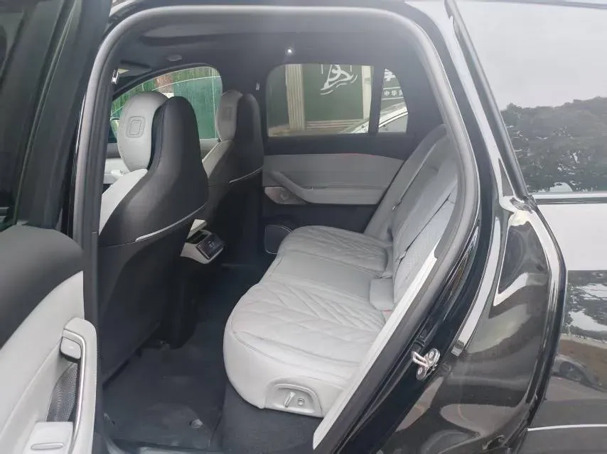 2026 BMW i3 BEV,autocango,china used car exporter,china ev exporter,chinese used car exporter,chinese used ev exporter