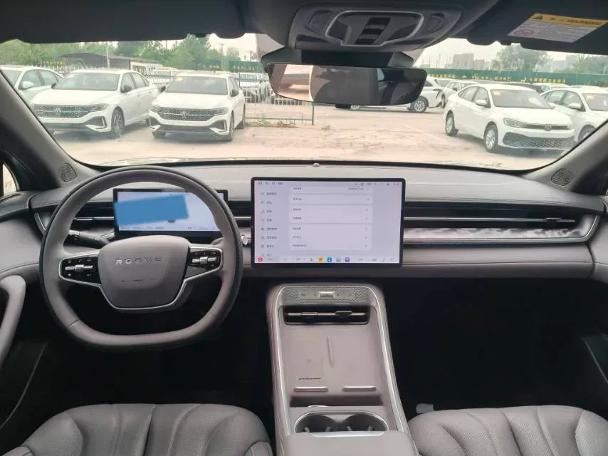 2025 Roewe M7 DMH 1.5L 112HP L4 1DHT PHEV,autocango,china used car exporter,china ev exporter,chinese used car exporter,chinese used ev exporter