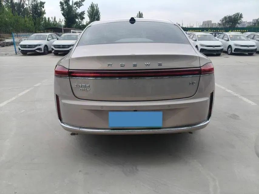 2025 Roewe M7 DMH 1.5L 112HP L4 1DHT PHEV,autocango,china used car exporter,china ev exporter,chinese used car exporter,chinese used ev exporter