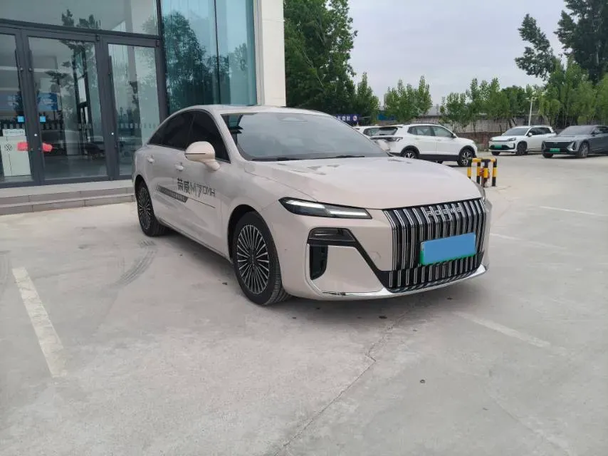 2025 Roewe M7 DMH 1.5L 112HP L4 1DHT PHEV,autocango,china used car exporter,china ev exporter,chinese used car exporter,chinese used ev exporter