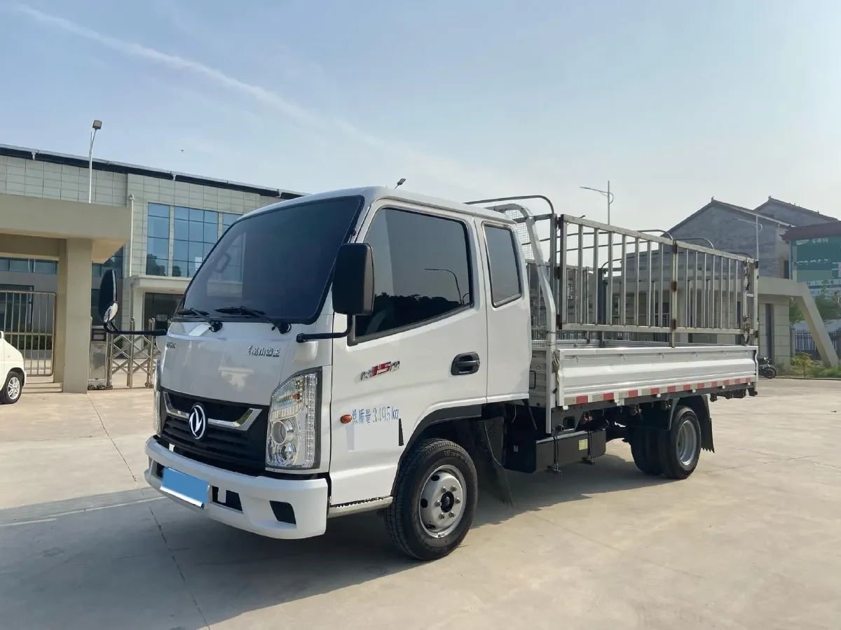 2023 DongFeng DFSK D71 1.6L 122HP L4 5MT,autocango,china used car exporter,china ev exporter,chinese used car exporter,chinese used ev exporter