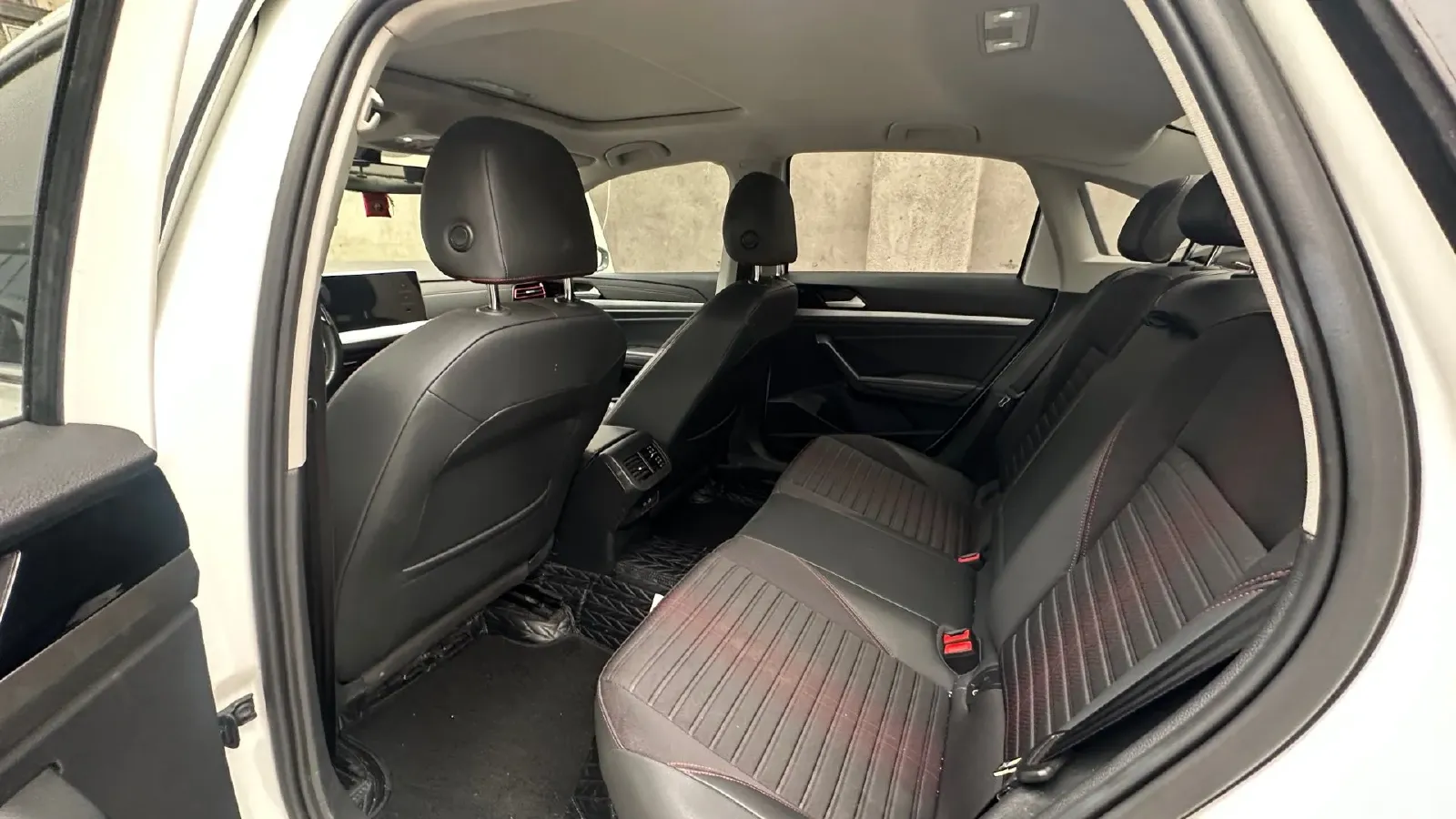 2023 Volkswagen Lavida 1.4T 150HP L4 7DCT,autocango,china used car exporter,china ev exporter,chinese used car exporter,chinese used ev exporter