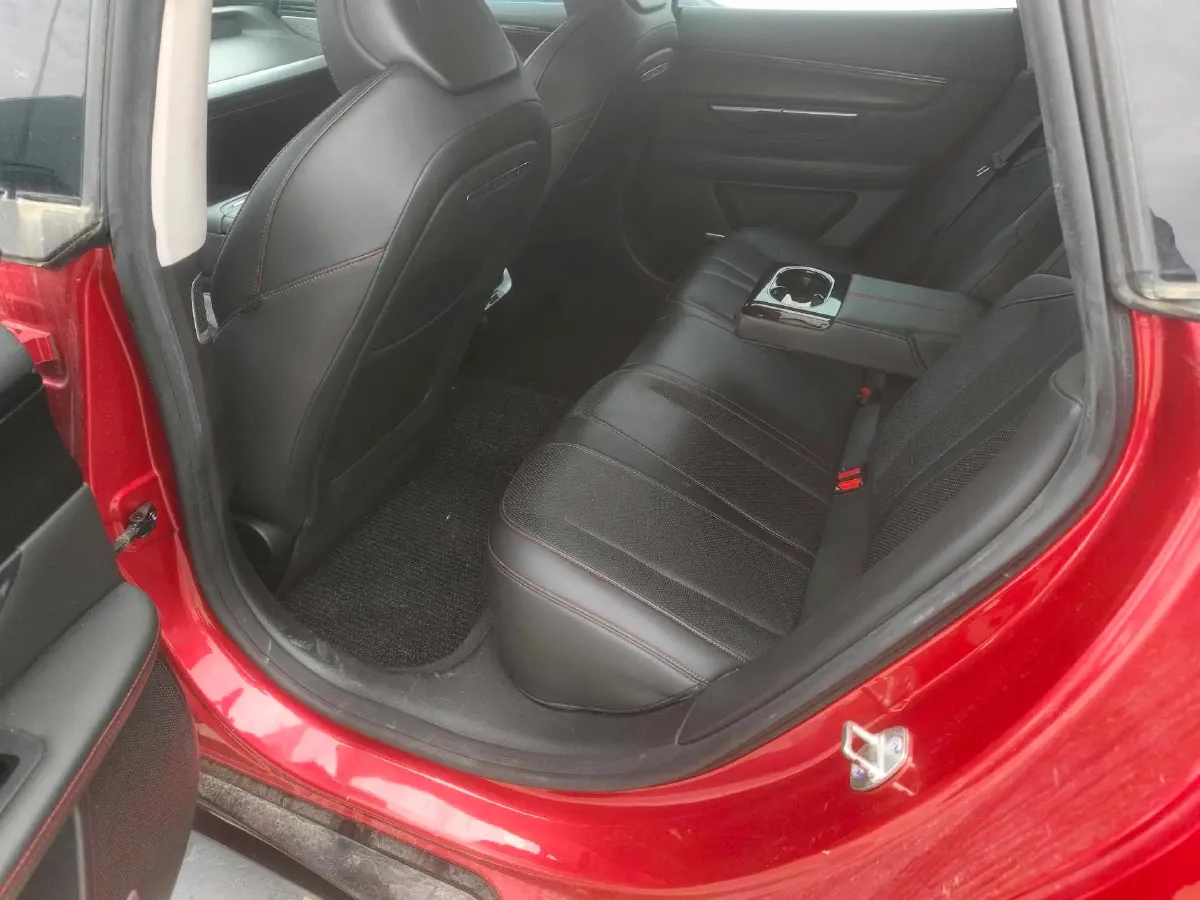 2020 DS 7 1.6T 215HP L4 8AT,autocango,china used car exporter,china ev exporter,chinese used car exporter,chinese used ev exporter