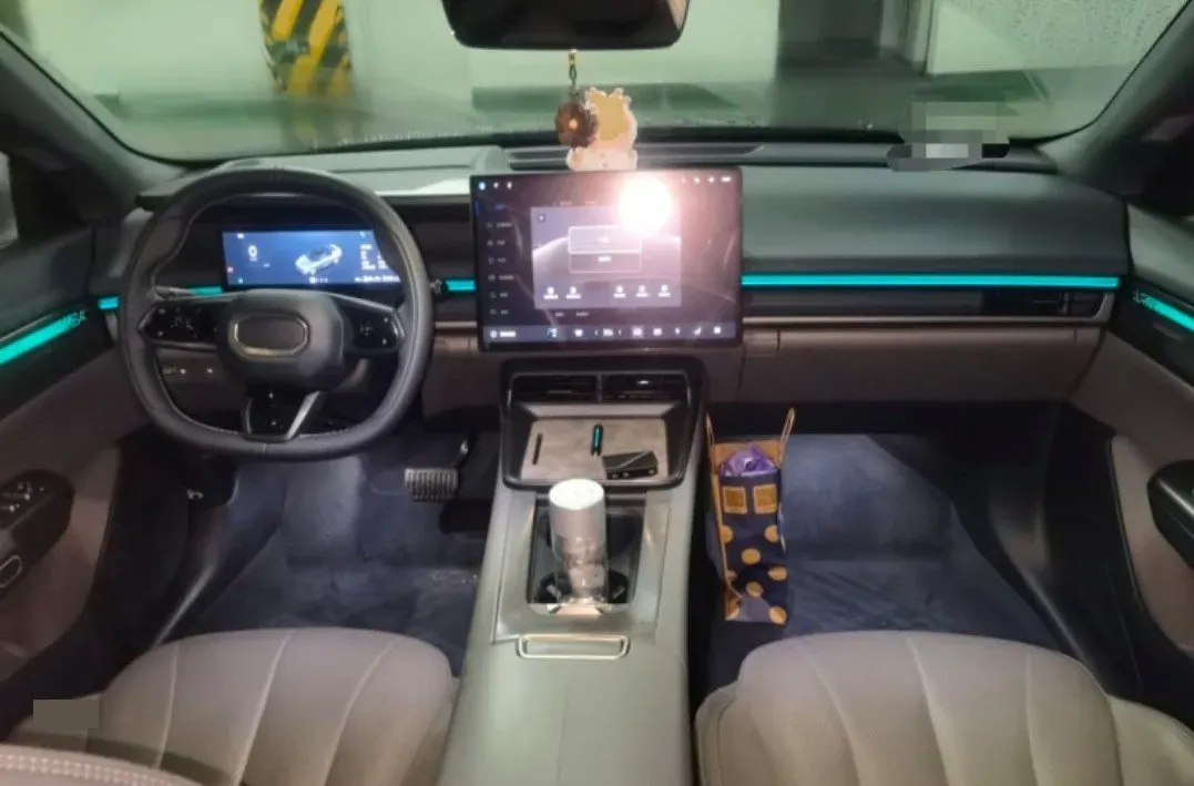 2024 LYNK&CO 07 EM-P 1.5T 163HP L4 3DHT PHEV 18.99KWH,autocango,china used car exporter,china ev exporter,chinese used car exporter,chinese used ev exporter