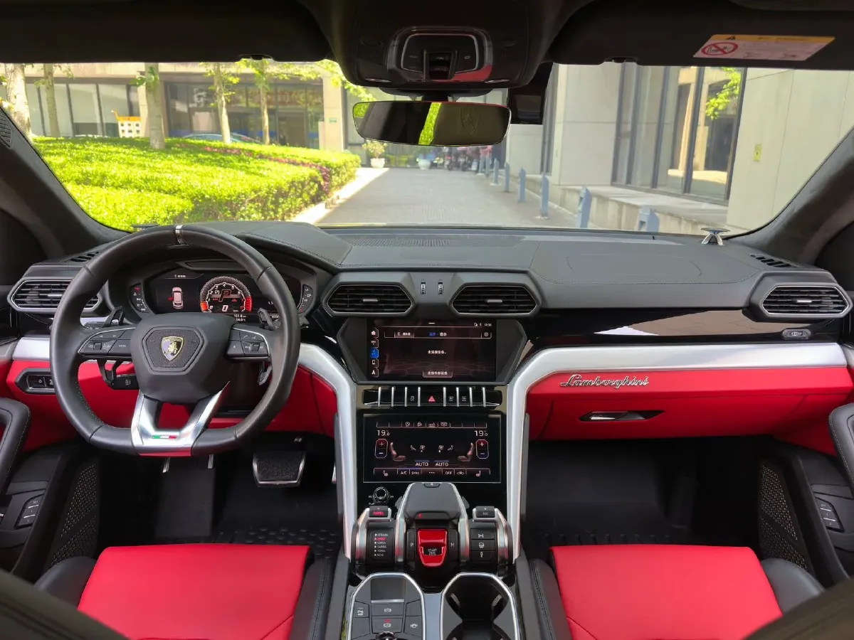 2018 Lamborghini Urus 4.0T 650HP V8 8AT,autocango,china used car exporter,china ev exporter,chinese used car exporter,chinese used ev exporter