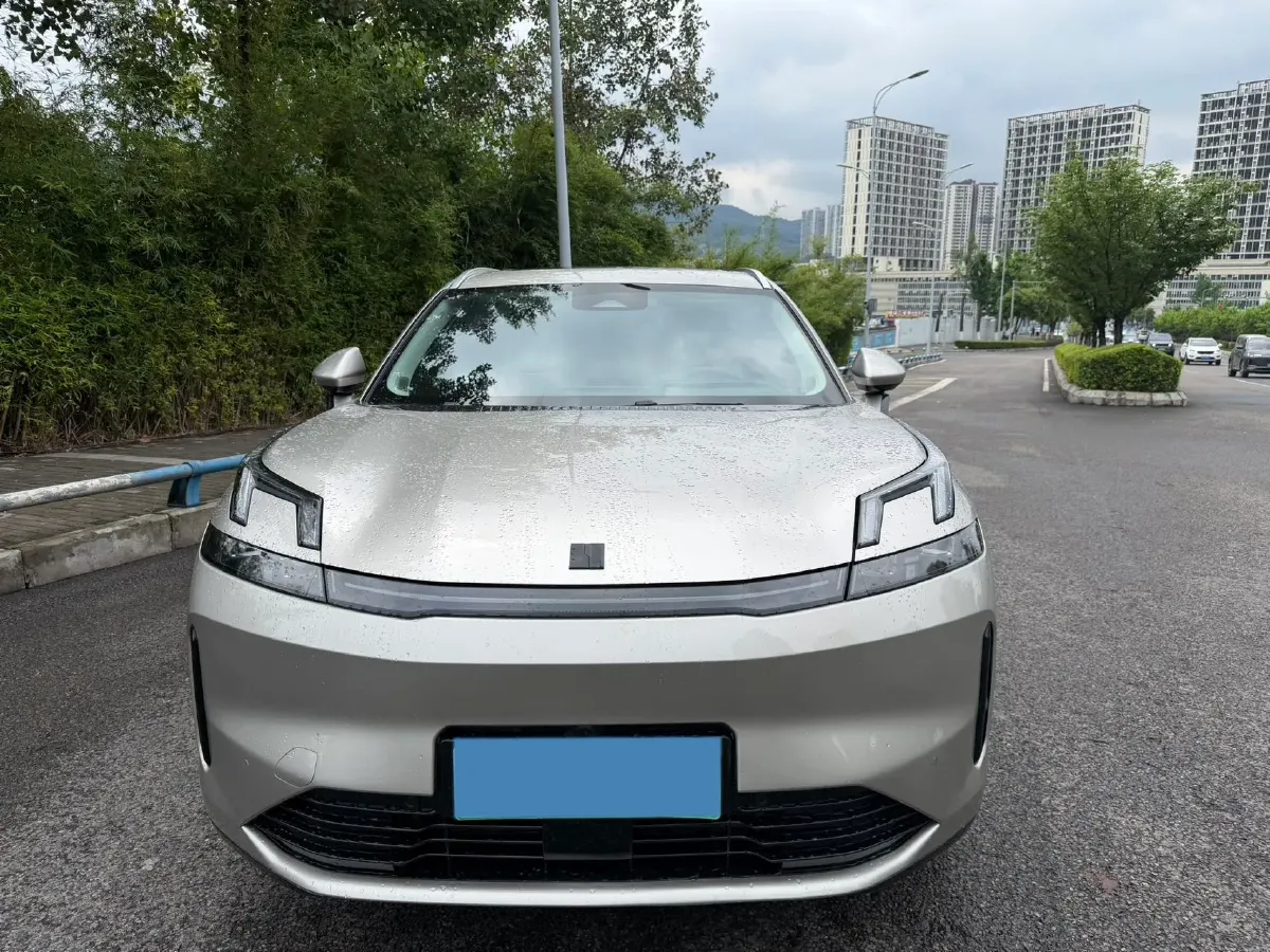 2023 LYNK&CO 08 EM-P 1.5T 163HP L4 3DHT PHEV 39.8KWH,autocango,china used car exporter,china ev exporter,chinese used car exporter,chinese used ev exporter