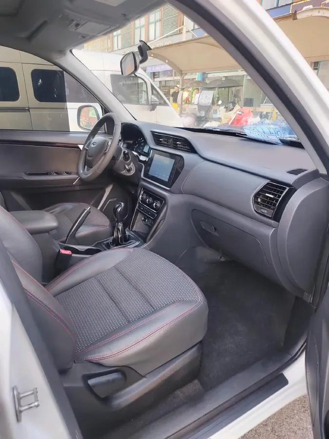 2016 Chery Tiggo 3 1.6L 126HP L4 5MT,autocango,china used car exporter,china ev exporter,chinese used car exporter,chinese used ev exporter