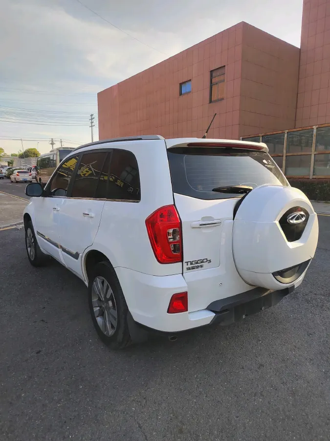 2016 Chery Tiggo 3 1.6L 126HP L4 5MT,autocango,china used car exporter,china ev exporter,chinese used car exporter,chinese used ev exporter