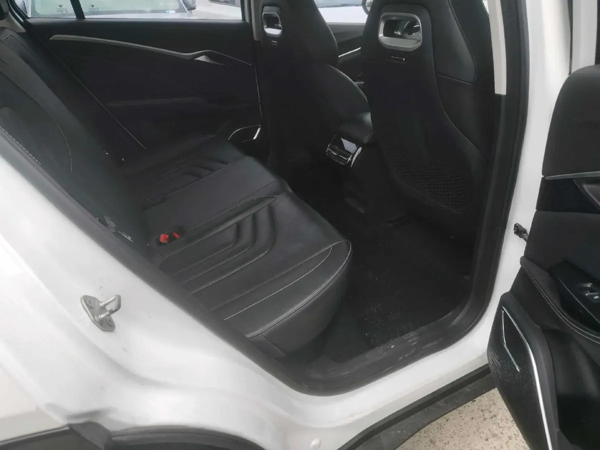 2022 MG ONE 1.5T 181HP L4 CVT,autocango,china used car exporter,china ev exporter,chinese used car exporter,chinese used ev exporter