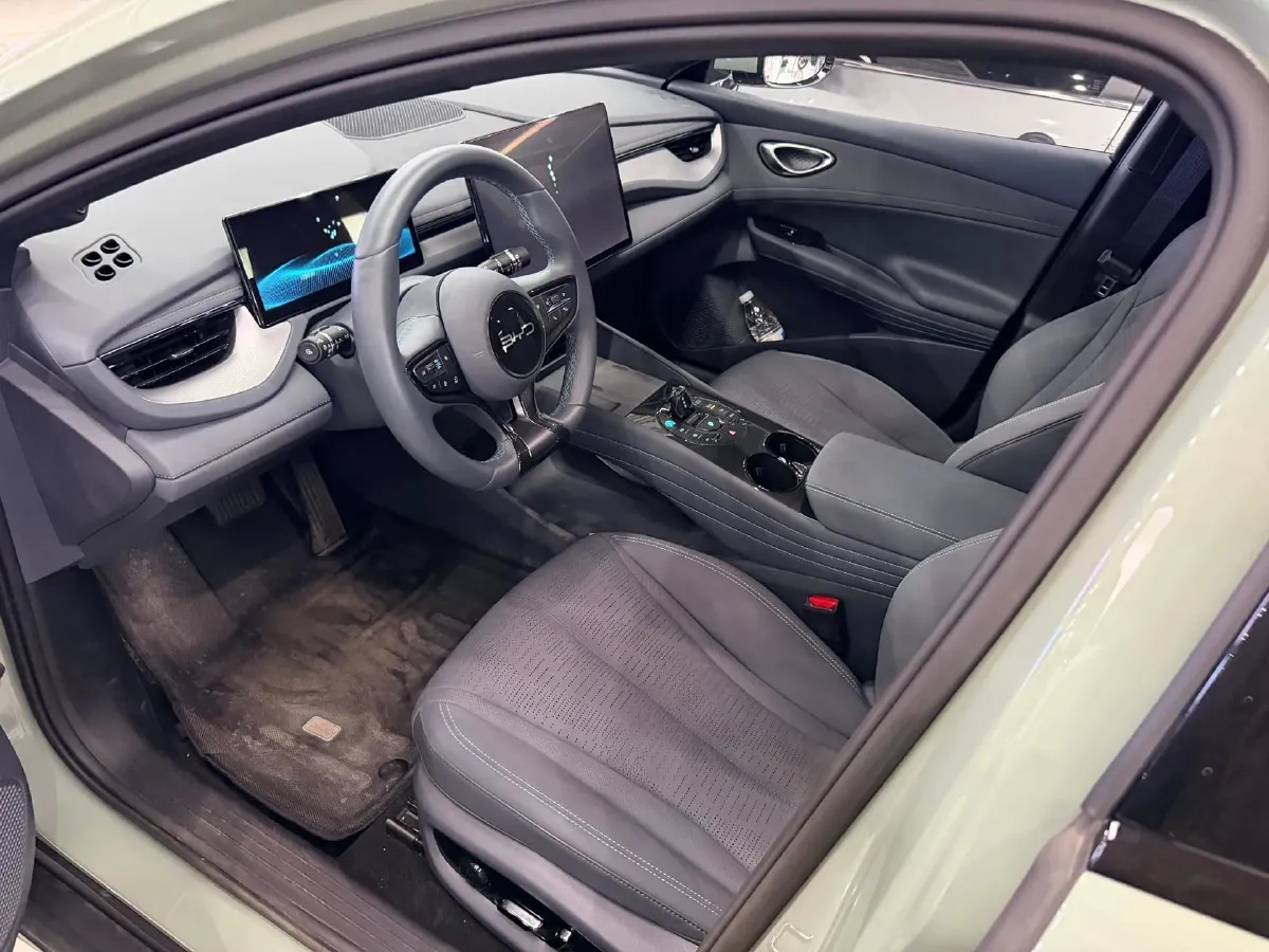 2025 BYD Seal06GT BEV 72.96KWH,autocango,china used car exporter,china ev exporter,chinese used car exporter,chinese used ev exporter