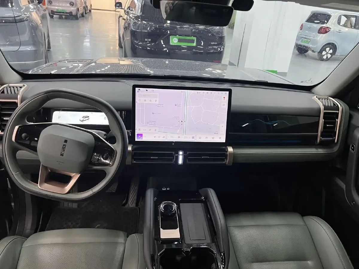 2024 Dongfeng RuiQi 7 2.0T 228HP L4 8AT,autocango,china used car exporter,china ev exporter,chinese used car exporter,chinese used ev exporter