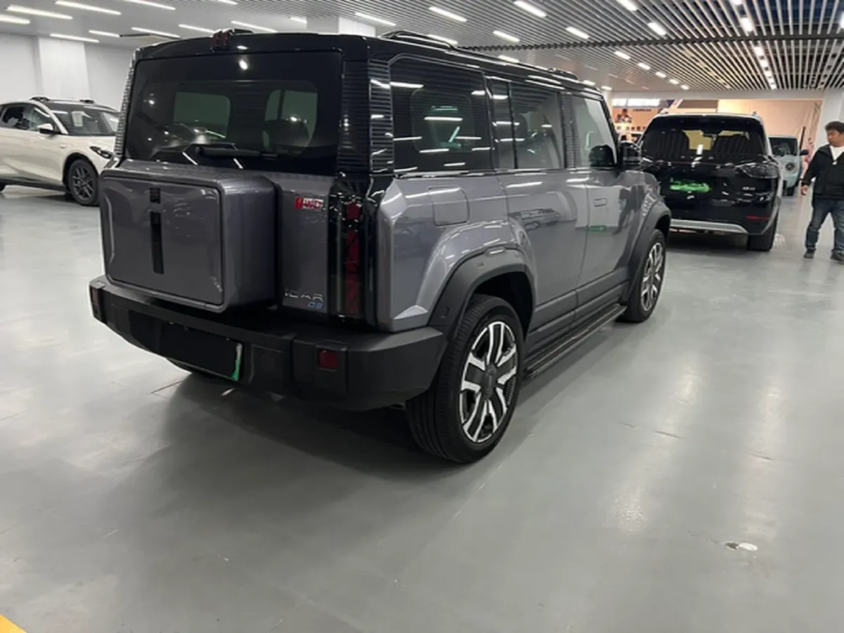2024 Dongfeng RuiQi 7 2.0T 228HP L4 8AT,autocango,china used car exporter,china ev exporter,chinese used car exporter,chinese used ev exporter