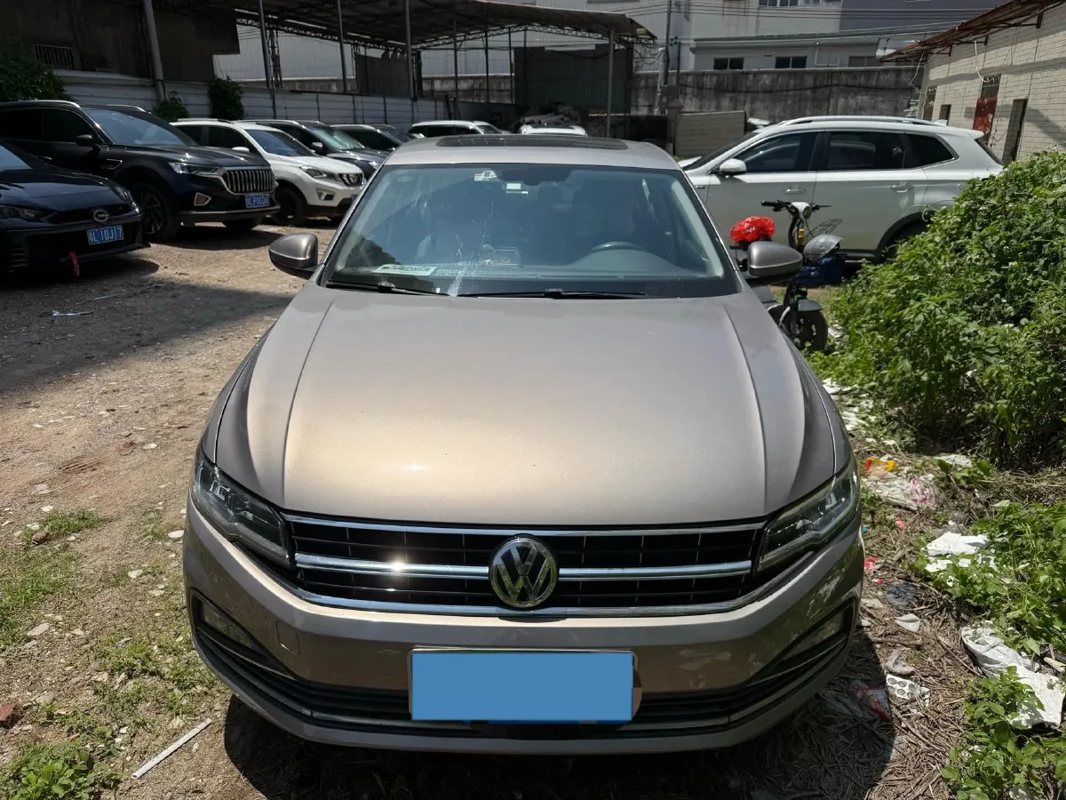 2019 HuangHai WeiLong 2.4T 218HP L4 6AT,autocango,china used car exporter,china ev exporter,chinese used car exporter,chinese used ev exporter