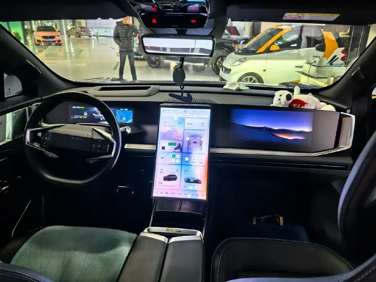 2023 HiPhi Y BEV 76.6KWH,autocango,china used car exporter,china ev exporter,chinese used car exporter,chinese used ev exporter