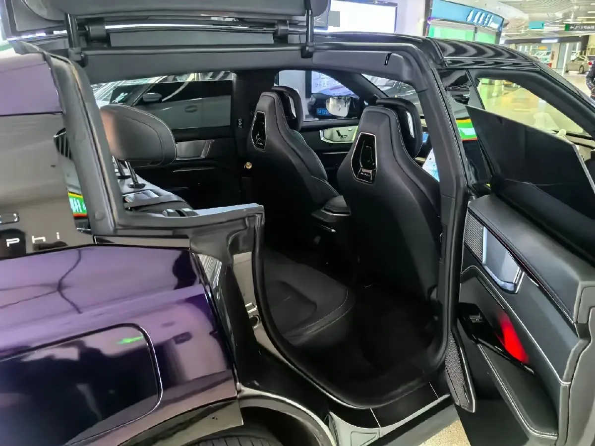 2023 HiPhi Y BEV 76.6KWH,autocango,china used car exporter,china ev exporter,chinese used car exporter,chinese used ev exporter