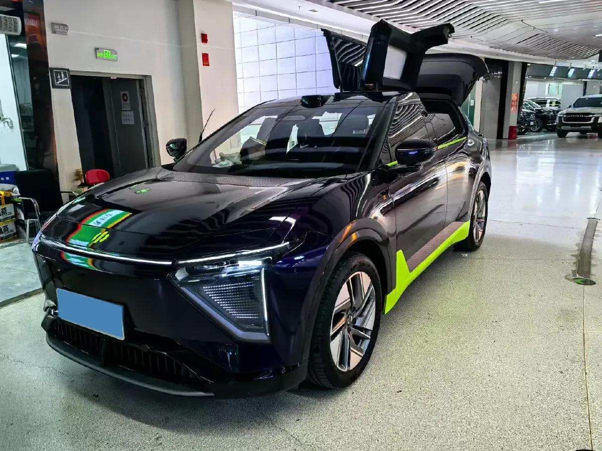 2023 HiPhi Y BEV 76.6KWH,autocango,china used car exporter,china ev exporter,chinese used car exporter,chinese used ev exporter