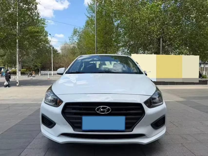 2017 Hyundai Reina 1.4L 95HP L4 5MT,autocango,china used car exporter,china ev exporter,chinese used car exporter,chinese used ev exporter