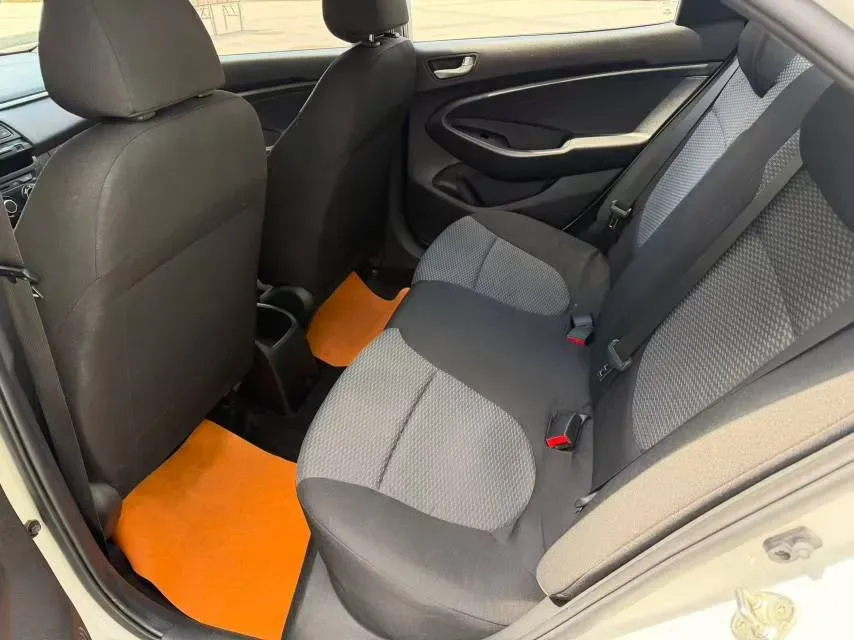 2017 Hyundai Reina 1.4L 95HP L4 5MT,autocango,china used car exporter,china ev exporter,chinese used car exporter,chinese used ev exporter