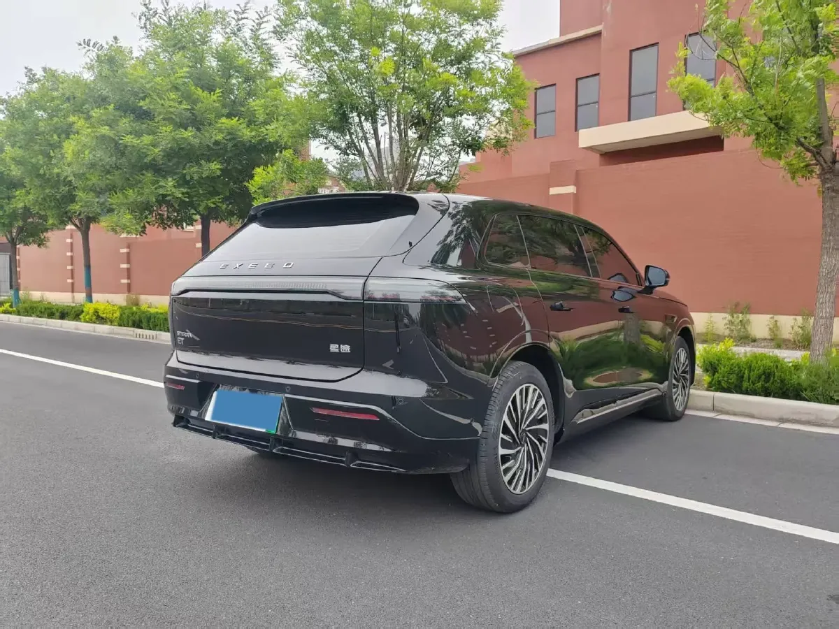 2024 Exceed Sterra ET REEV 156HP REEV 32KWH,autocango,china used car exporter,china ev exporter,chinese used car exporter,chinese used ev exporter